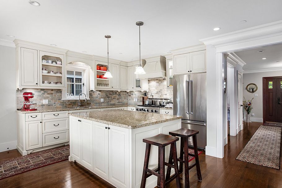 2982 W 32nd Avenue Vancouver, BC - 4