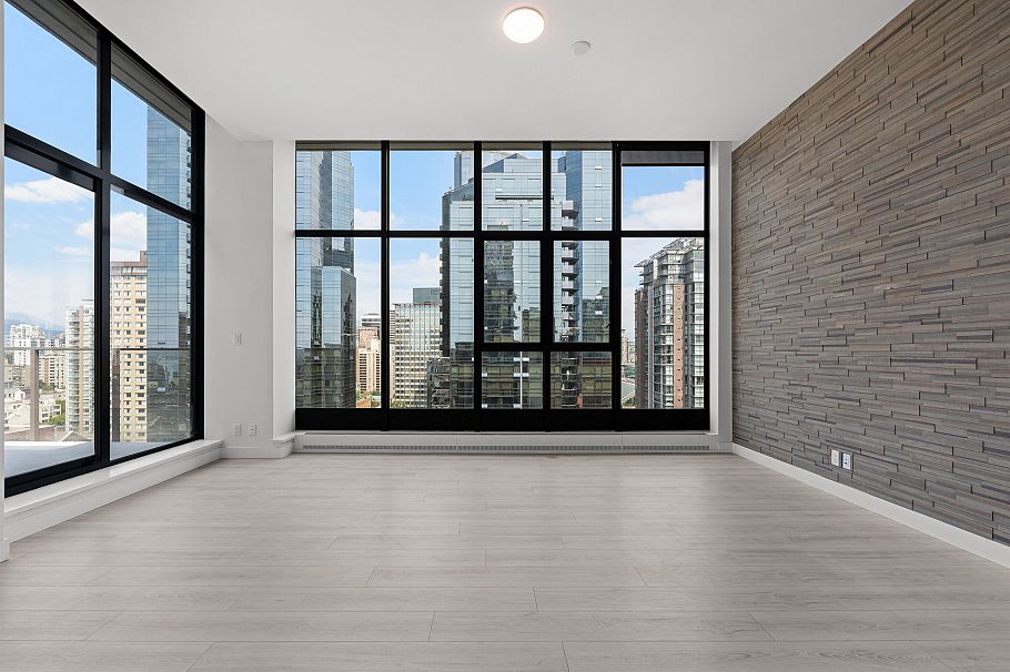 2105 1133 Hornby Street Vancouver, BC - 2
