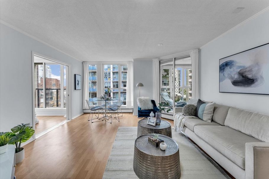 701 1010 Burnaby Street Vancouver, BC - 4