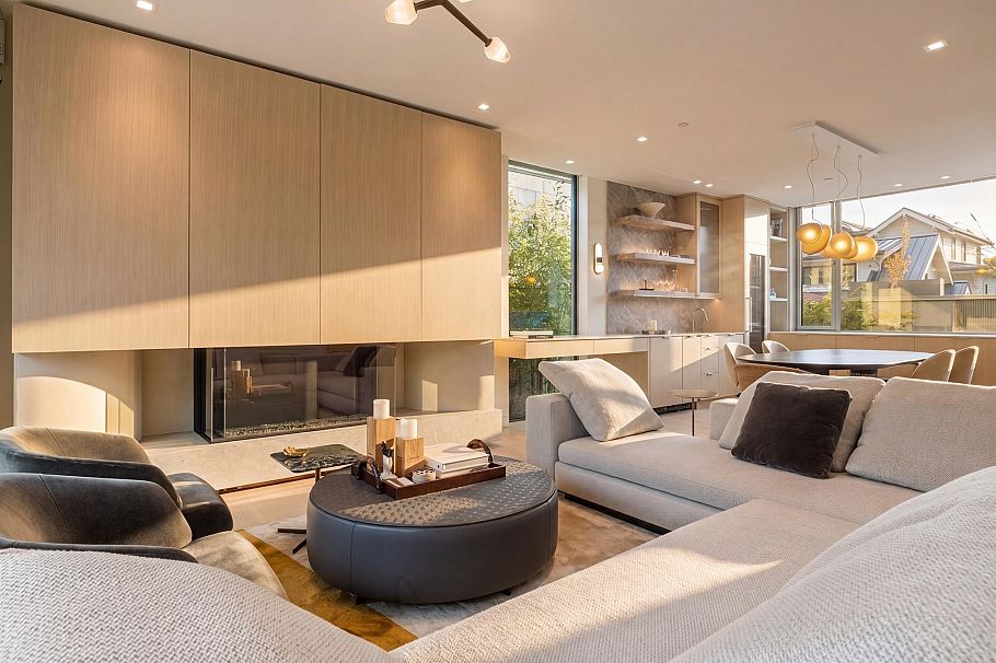 4521 Langara Avenue Vancouver, BC - 4