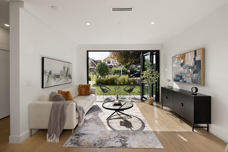 1 2145 Napier Street Vancouver, BC - 8
