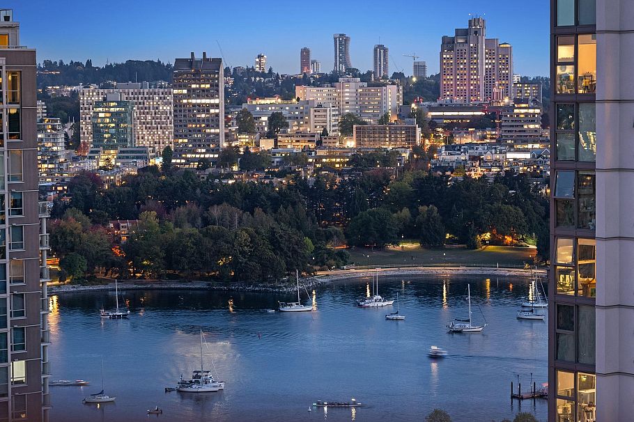 2600 1280 Richards Street Vancouver, BC - 18