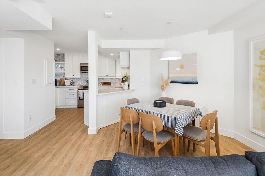 103 933 W 8th Avenue Vancouver, BC - 6