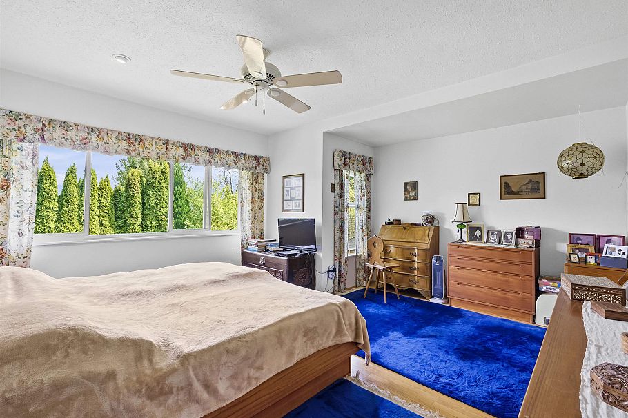 998 Fairway Drive North Vancouver, BC - 23