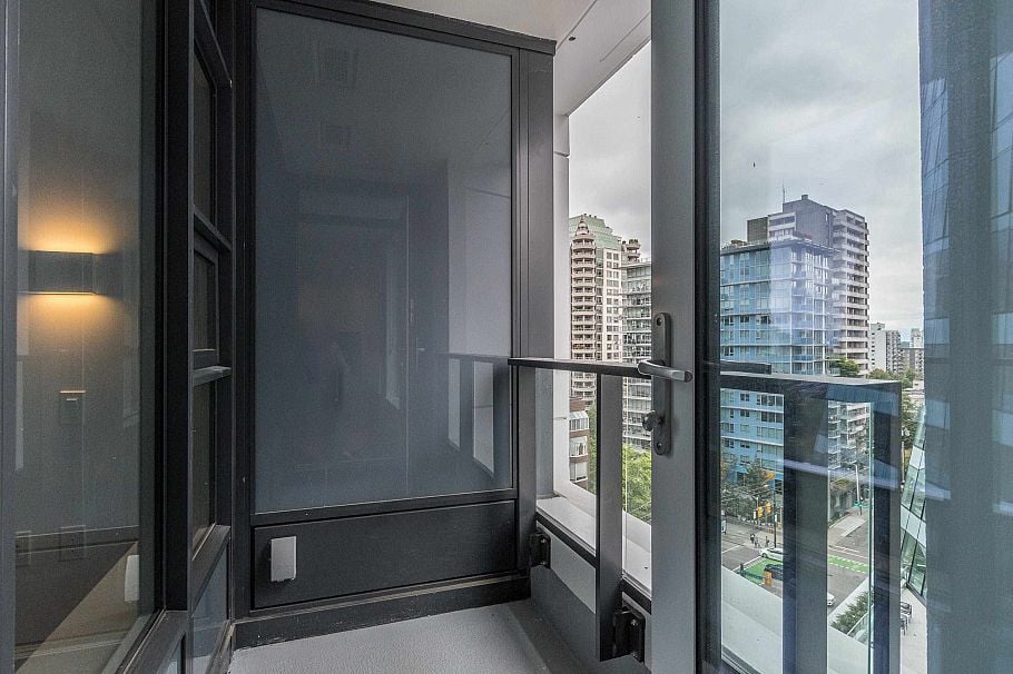 1002 1289 HORNBY STREET, Vancouver BC V6Z 1W4 Vancouver, BC - 2