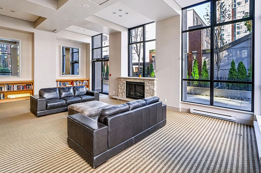 2105 977 Mainland Street Vancouver, BC - 25