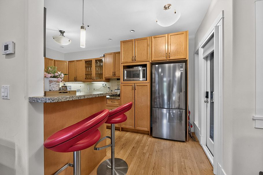 3648 W 1st Avenue Vancouver, BC - 15