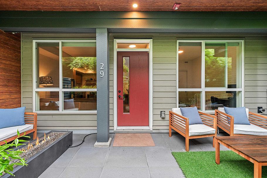 29 533 E 3rd Street North Vancouver, BC - 28