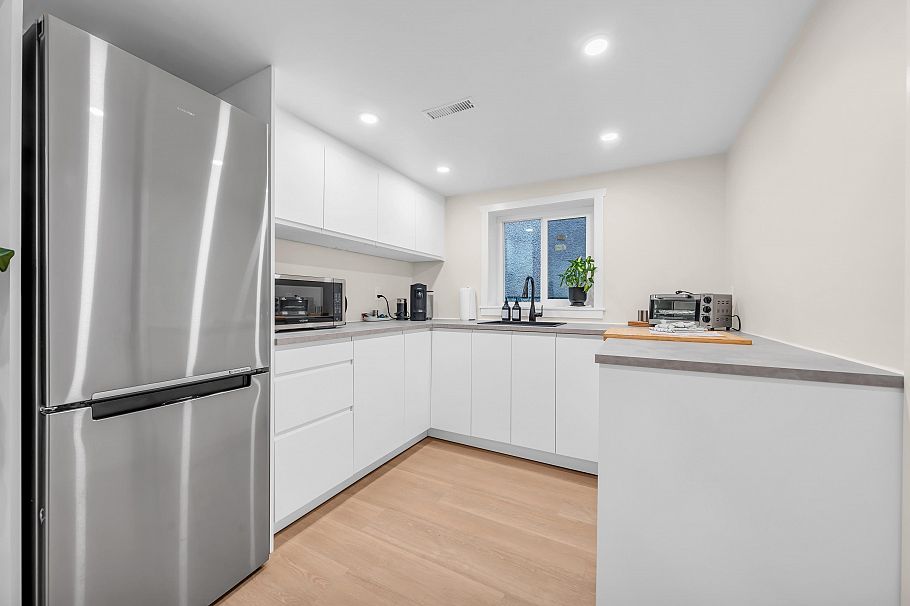 853 E 20th Avenue Vancouver, BC - 28