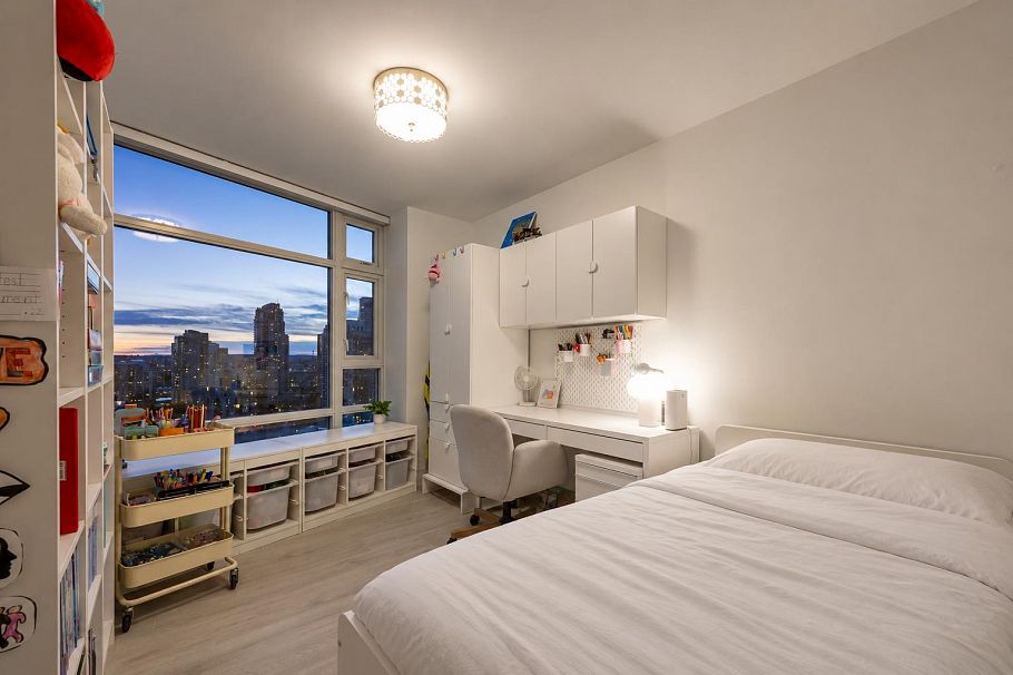 2607 198 Aquarius Mews Vancouver, BC - 32