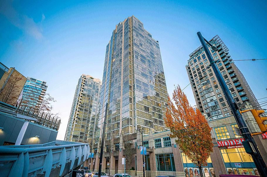 2506 950 Cambie Street Vancouver, BC - 1