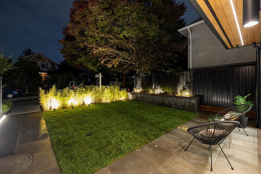 1 2145 Napier Street Vancouver, BC - 7