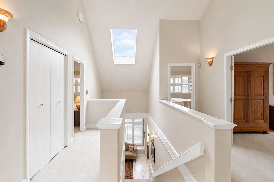 8418 Gillnet Place Vancouver, BC - 24