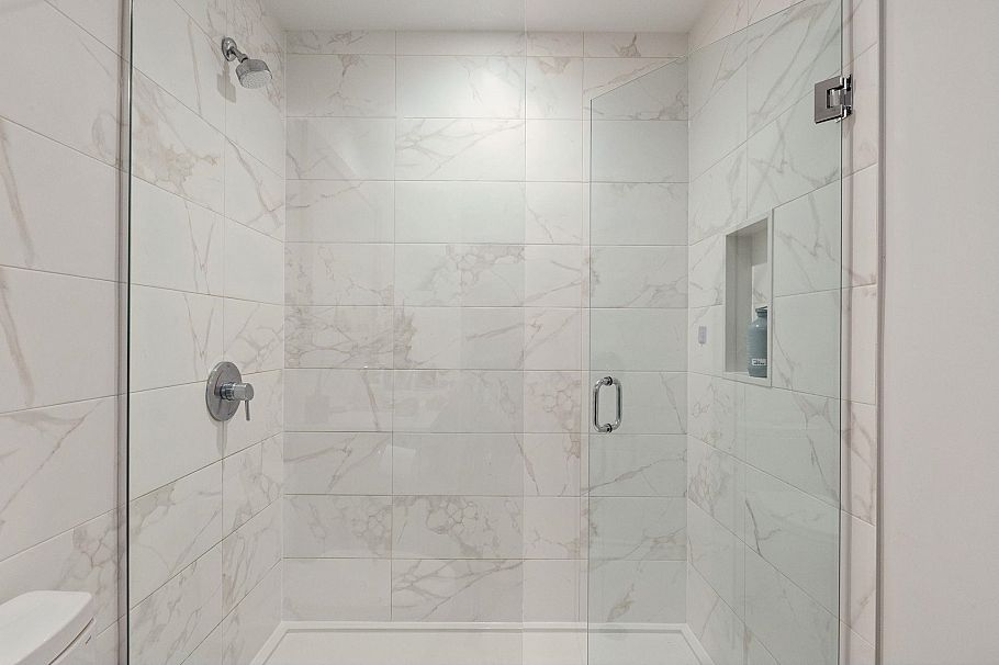203 747 E 3rd Street North Vancouver, BC - 18