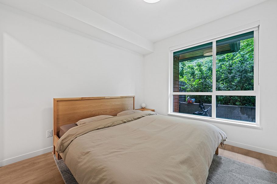 29 533 E 3rd Street North Vancouver, BC - 17