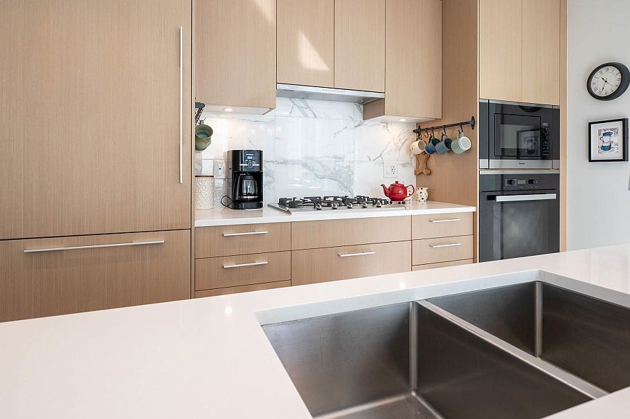 106 5608 Berton Avenue Vancouver, BC - 5