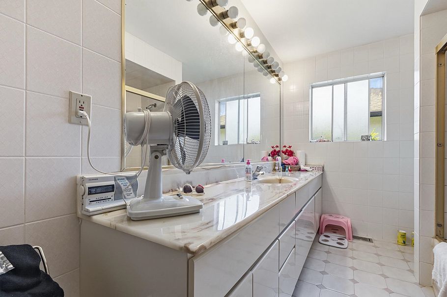 3055 Rosemont Drive Vancouver, BC - 11
