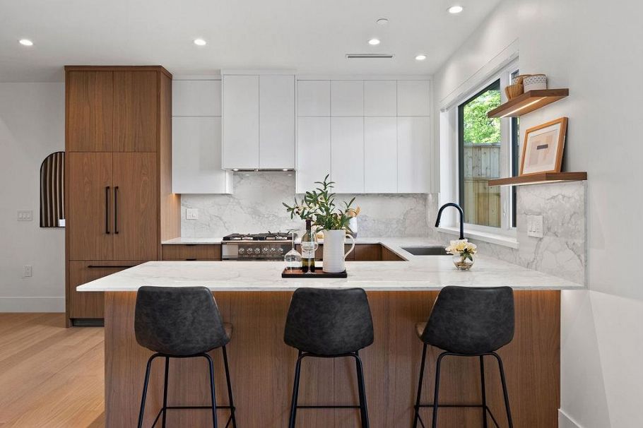 2 6318 Sophia Street Vancouver, BC - 18