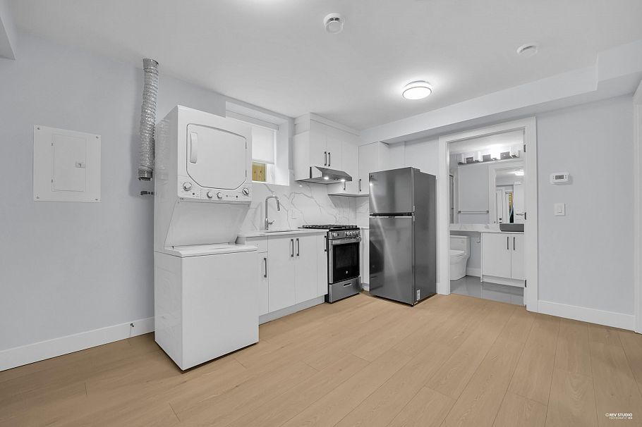 2619 Mcgill Street Vancouver, BC - 19