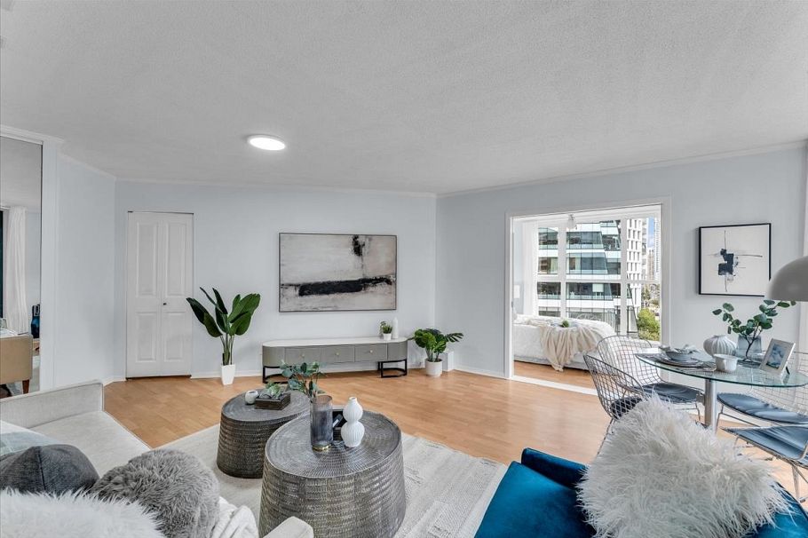 701 1010 Burnaby Street Vancouver, BC - 3