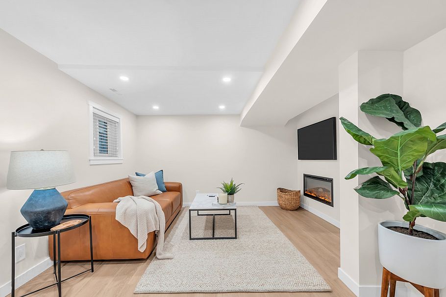 853 E 20th Avenue Vancouver, BC - 40