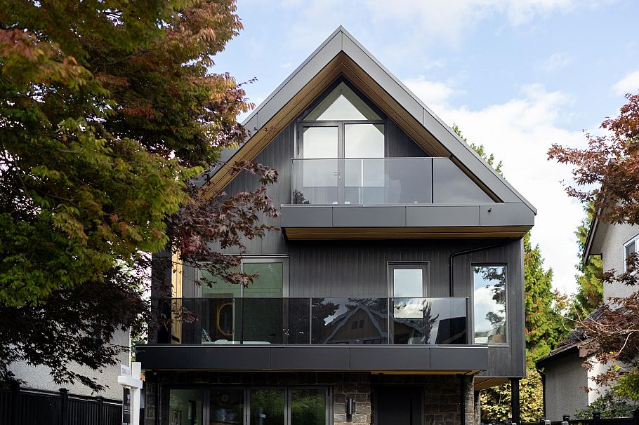 1 2145 Napier Street Vancouver, BC - 36