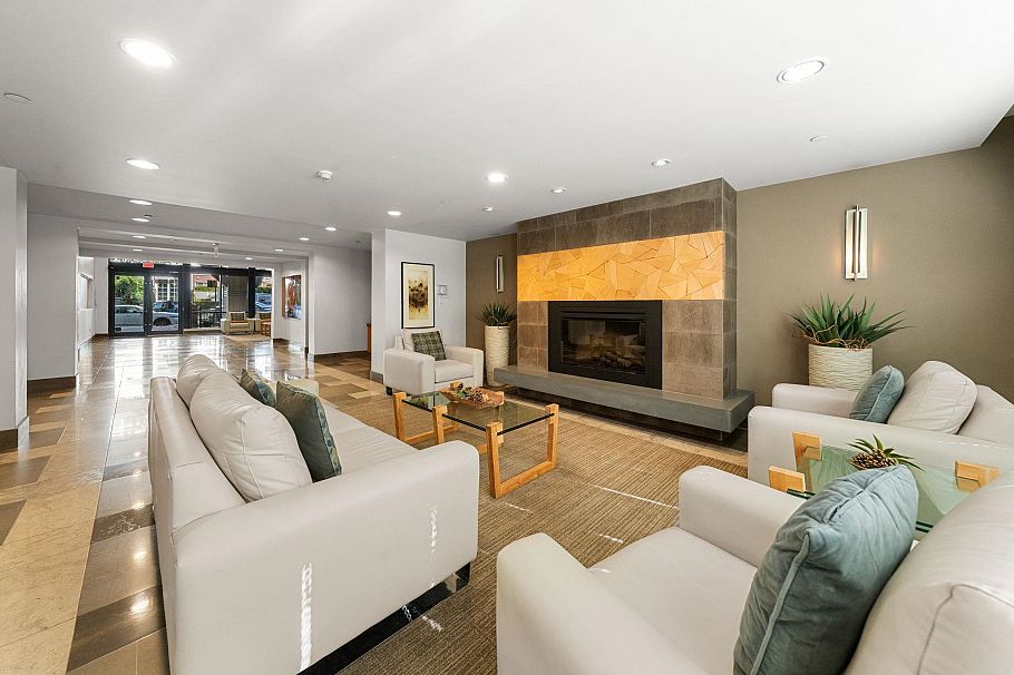 417 119 W 22nd Street North Vancouver, BC - 33