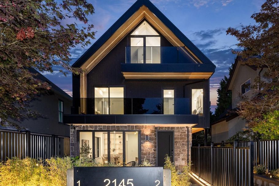 1 2145 Napier Street Vancouver, BC - 38