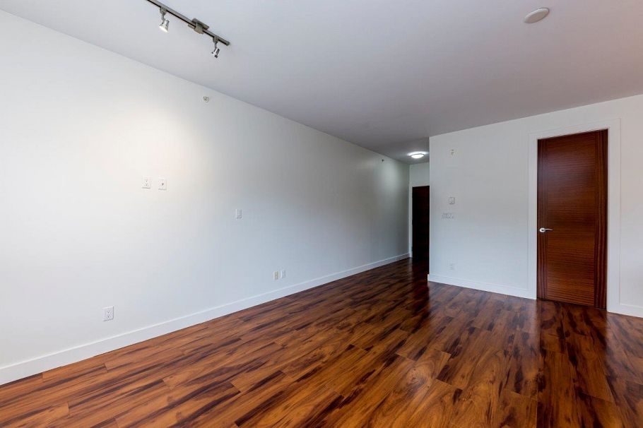 402 2138 Old Dollarton Road North Vancouver, BC - 20