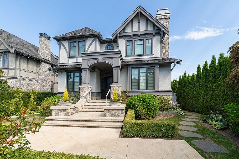 4021 W 28th Avenue Vancouver, BC - 1