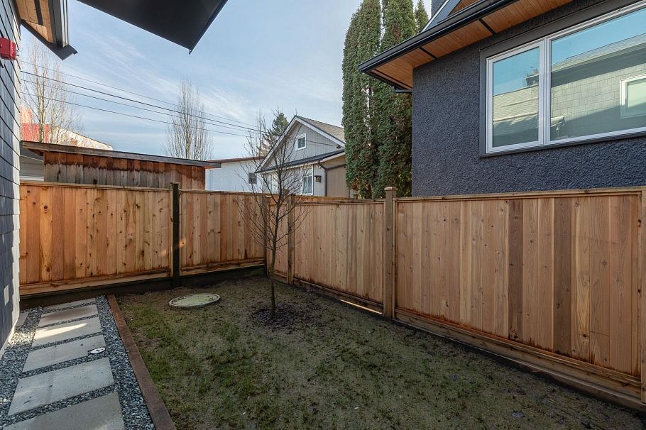 849 E 19th Avenue Vancouver, BC - 15
