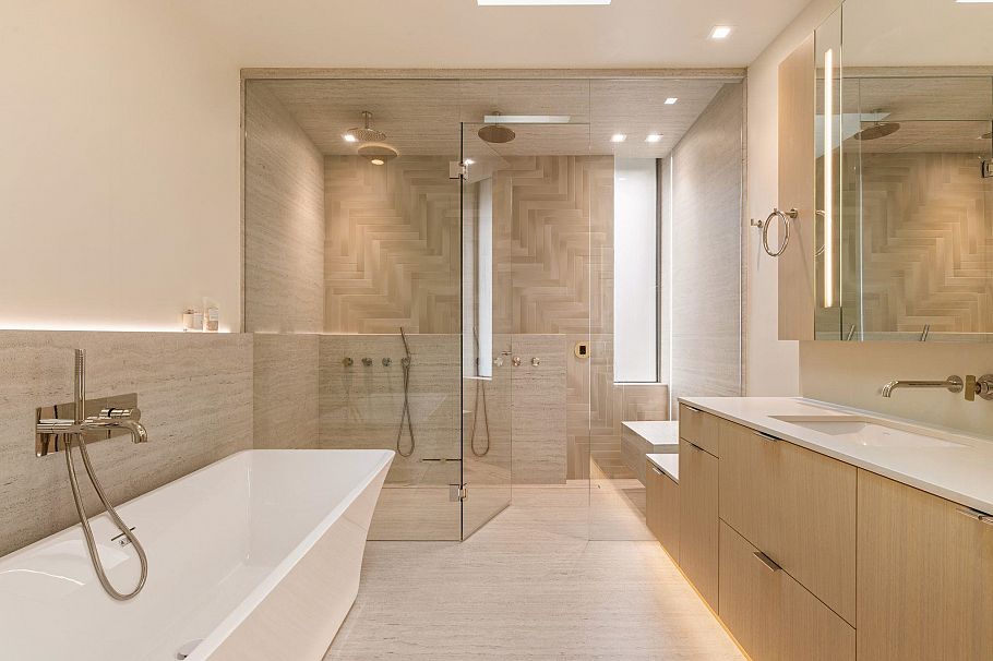4521 Langara Avenue Vancouver, BC - 12