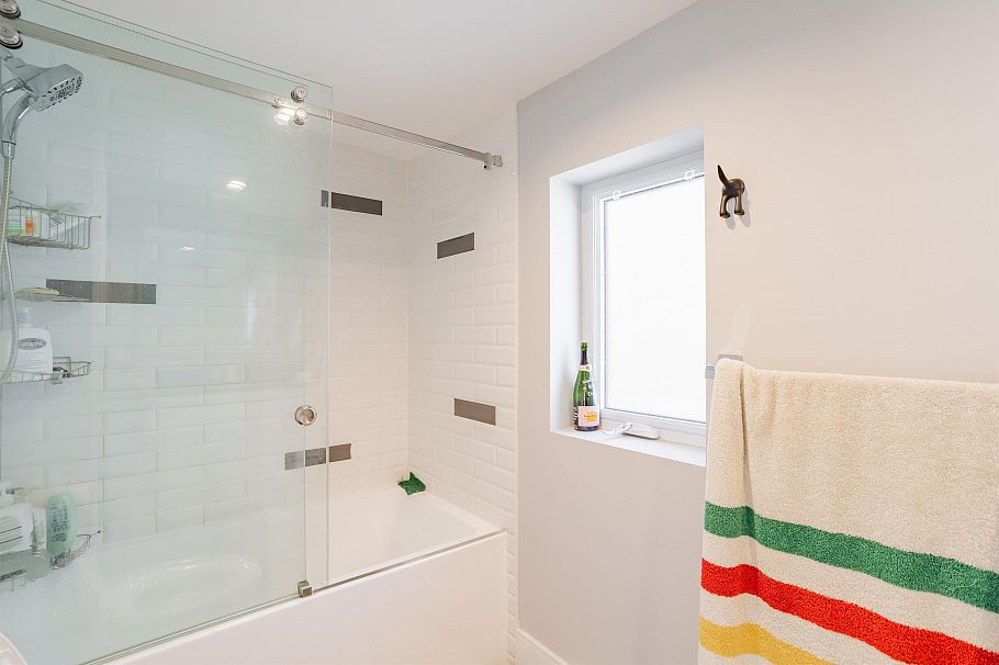 426 W 17th Avenue Vancouver, BC - 31