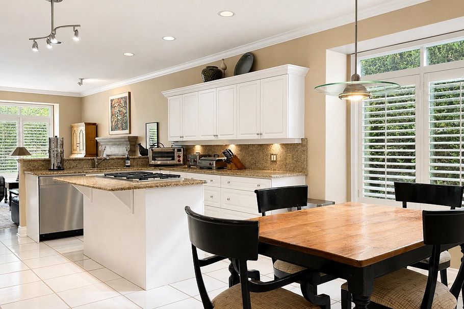 8418 Gillnet Place Vancouver, BC - 14