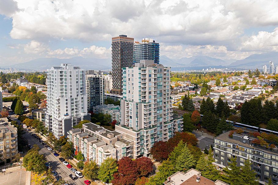 809 5189 Gaston Street Vancouver, BC - 27