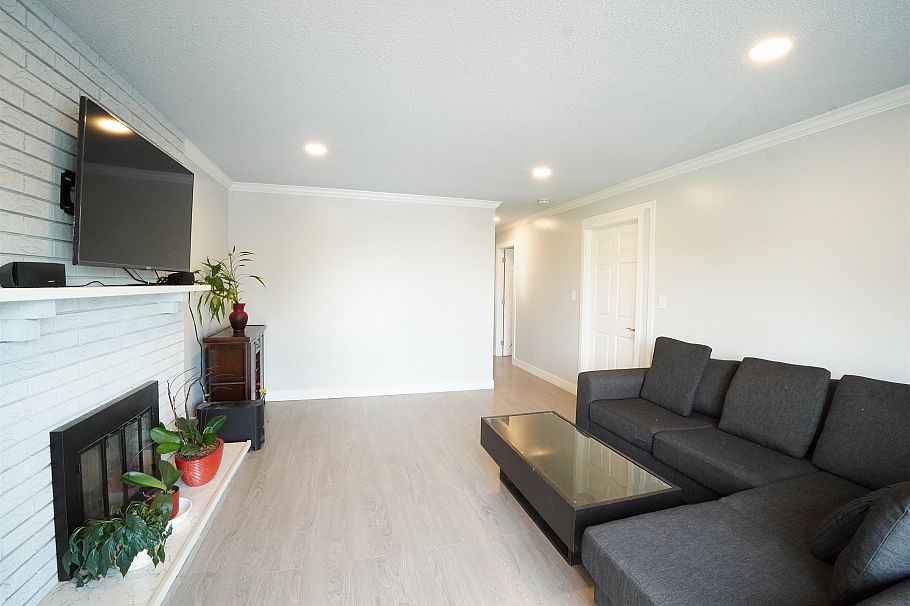 6819 Knight Street Vancouver, BC - 20