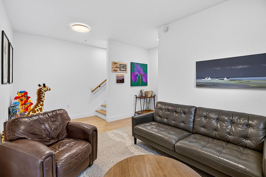 1444 E 30th Avenue Vancouver, BC - 23