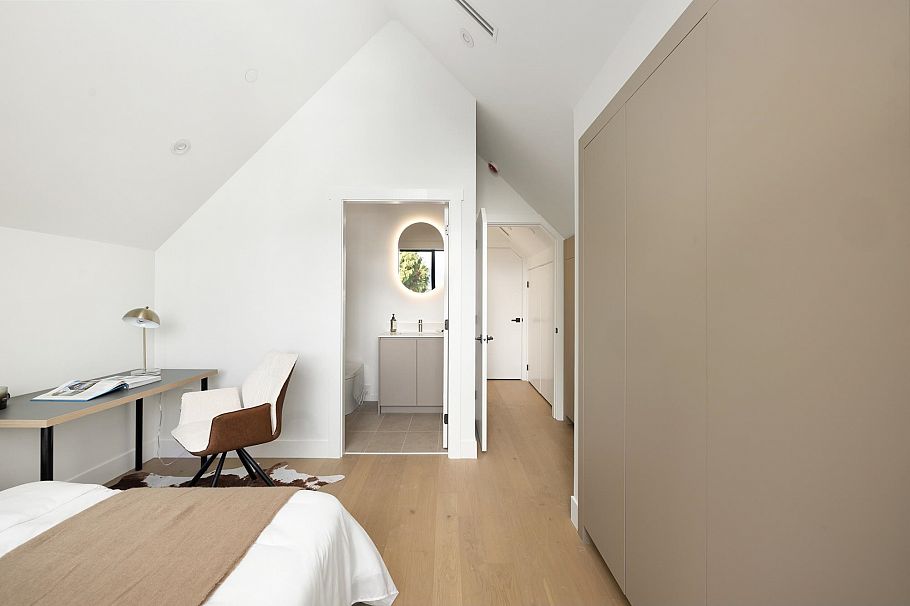 2 2145 Napier Street Vancouver, BC - 33