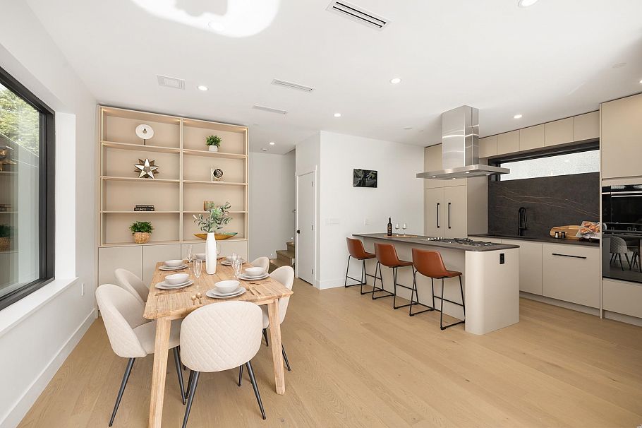 1 2145 Napier Street Vancouver, BC - 12