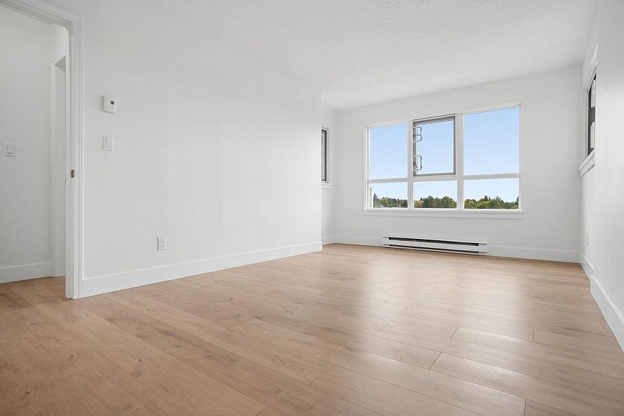 1204 1833 Frances Street Vancouver, BC - 14