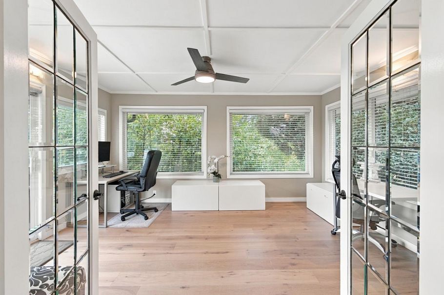 1103 Cloverley Street North Vancouver, BC - 13