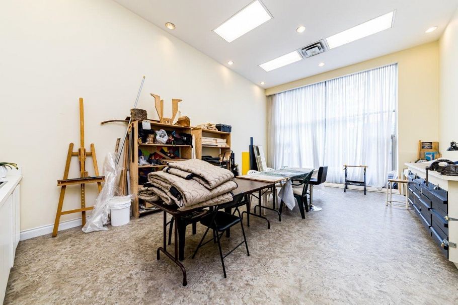 1213 1327 E Keith Road North Vancouver, BC - 32