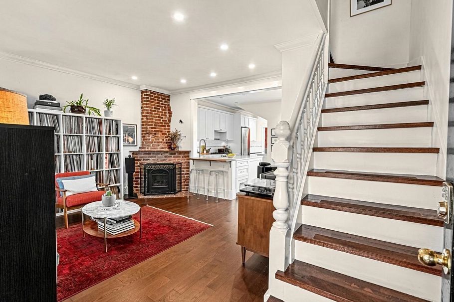2634 Hemlock Street Vancouver, BC - 5