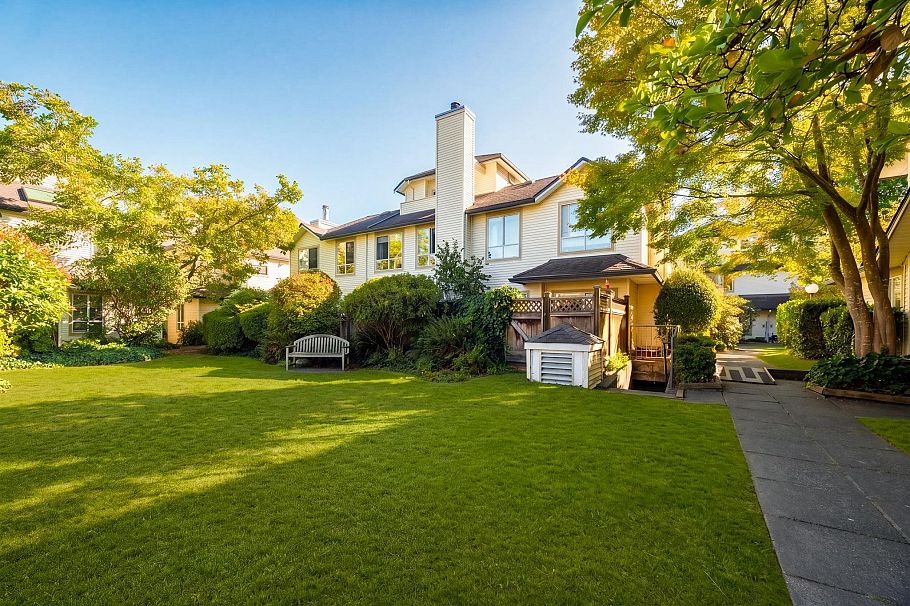 29 4311 Sophia Street Vancouver, BC - 20