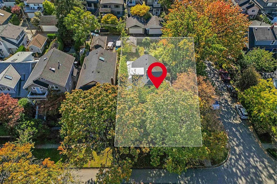 3500 Ash Street Vancouver, BC - 1