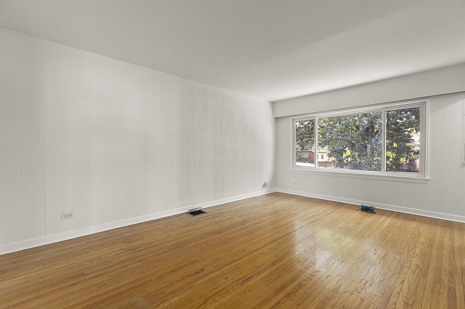 1060 Kelowna Street Vancouver, BC - 8