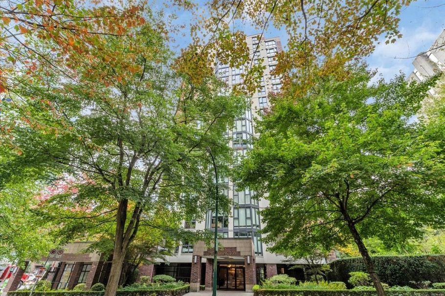 701 1010 Burnaby Street Vancouver, BC - 34