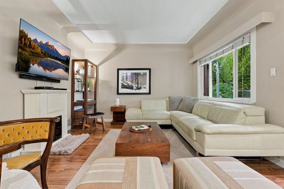 320 E 32nd Avenue Vancouver, BC - 3