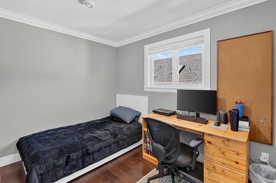 5502 Dundee Street Vancouver, BC - 17