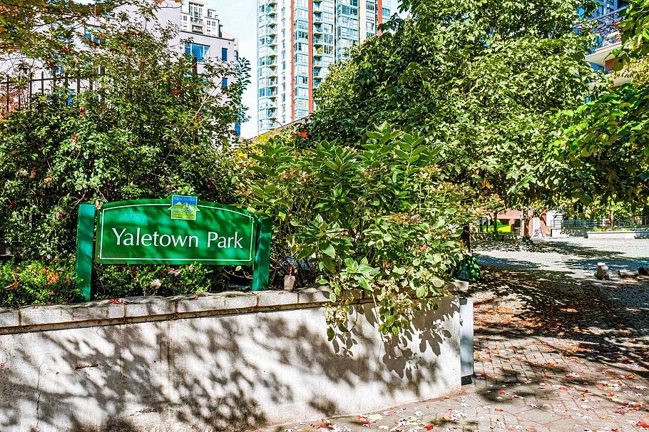 2105 977 Mainland Street Vancouver, BC - 26